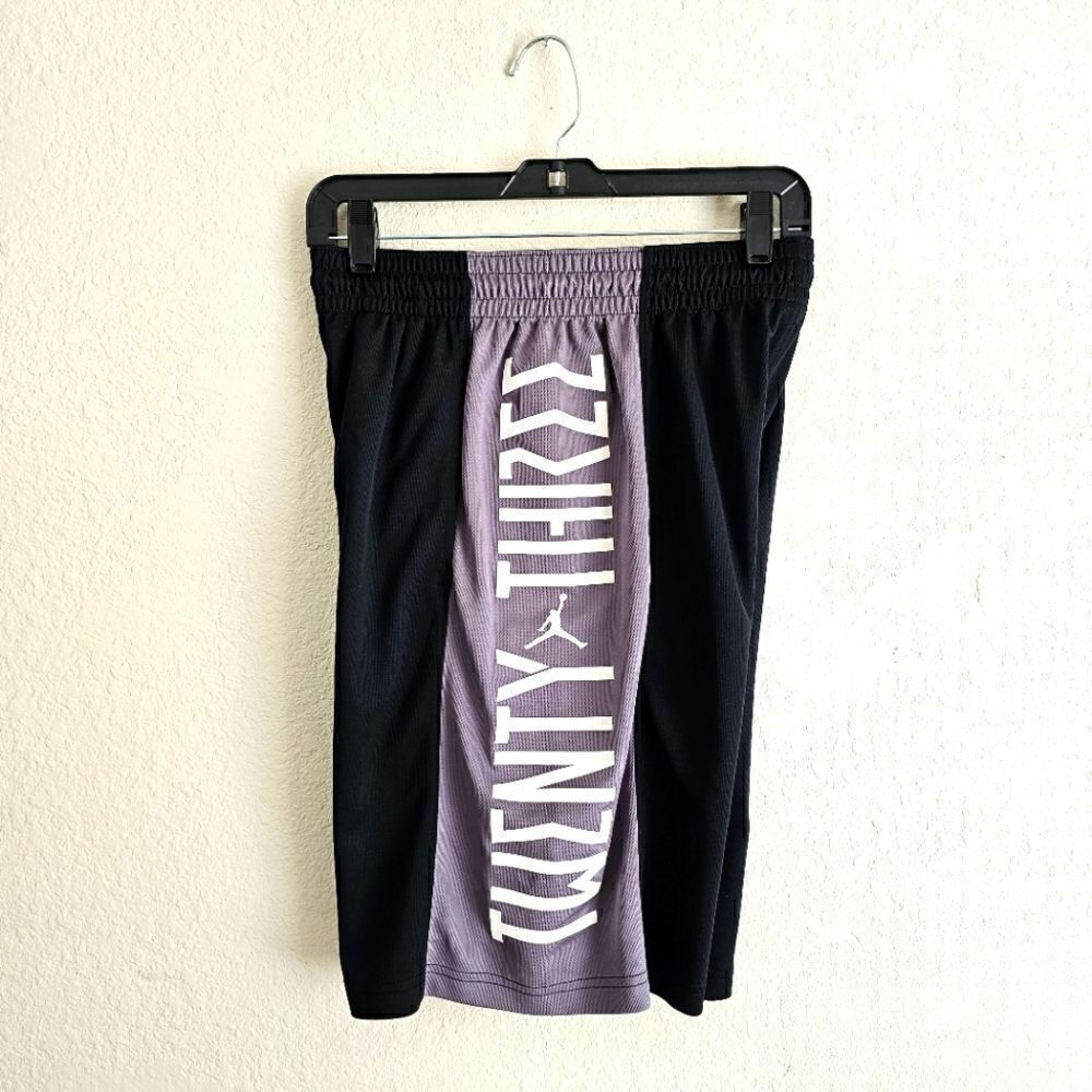 Air Jordan 11 Basketball Shorts Dri-Fit Men's Medium M Shadow Grey Black White